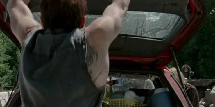 10 Most Creative Walker Kills In The Walking Dead 10 Most Creative Walker Kills In The Walking Dead